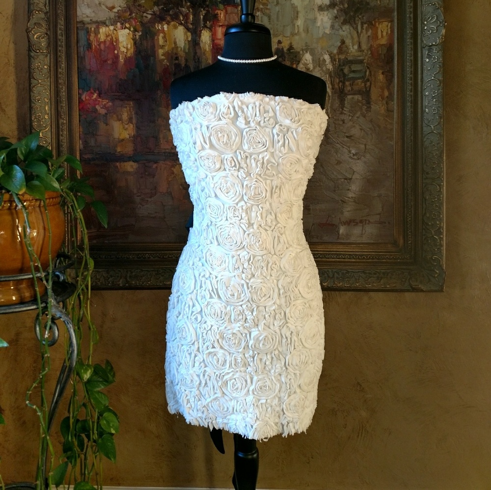 Miss Me Strapless Rose Bud Dress View 4